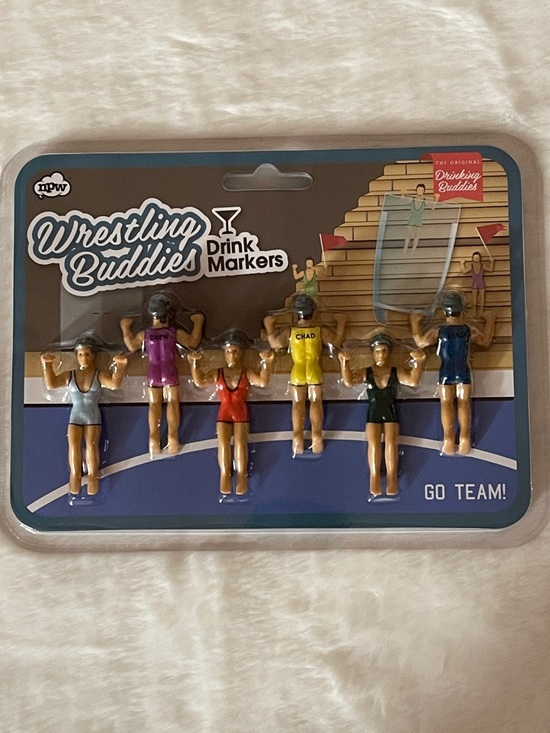 Francesca's Collections Other - Francesca's Collections Wrestling Buddies Drink Markers - Blue & Green Singlets